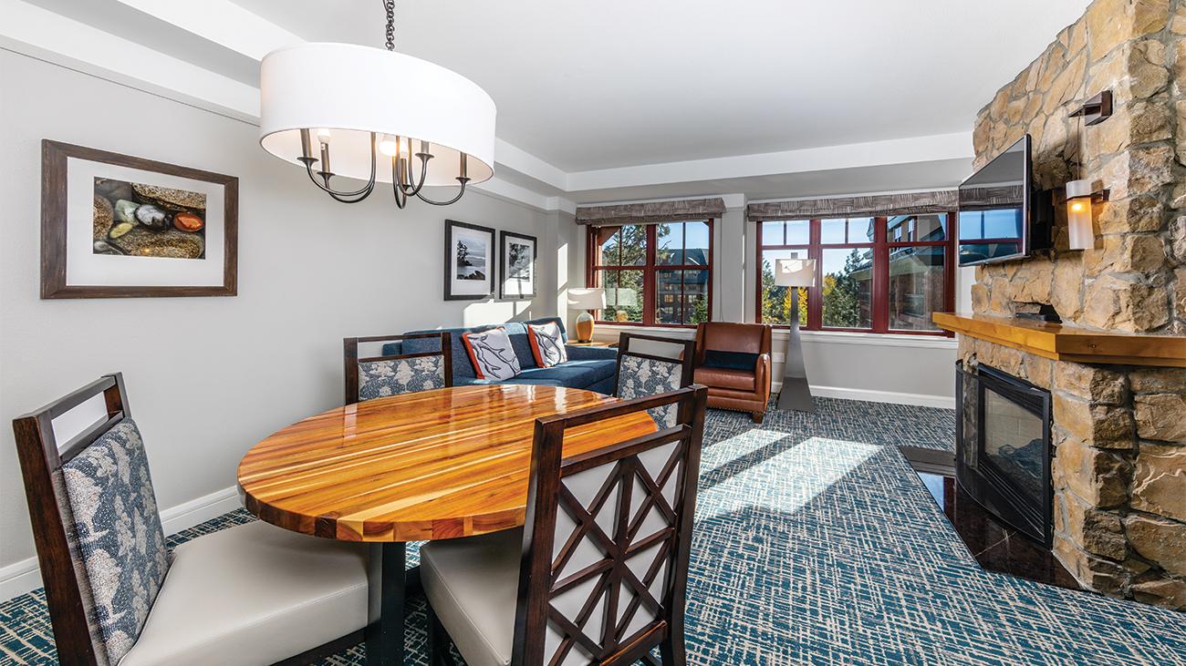 Living Room and Dining Room (1-Bedroom Villa)